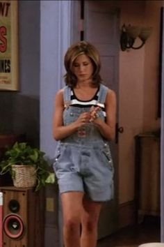 rachel green overall outfit