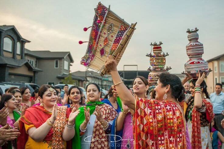 12 Beautiful Wedding Customs That Showcase The Diversity Of India