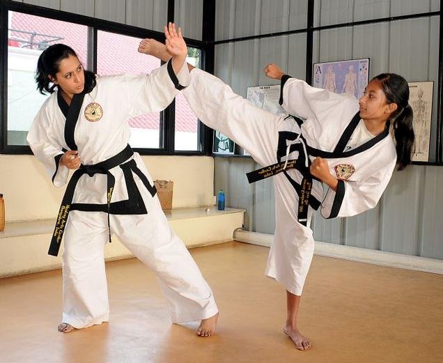 What Martial Arts are Best for Women's Self Defense? - TAMA Martial Arts