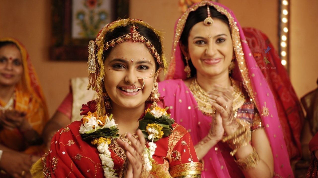 timing of balika vadhu serial in hindi