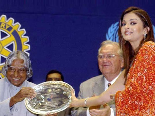 10 Bollywood Celebs Lucky To Receive Awards From Dr APJ Abdul Kalam