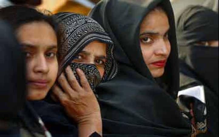 Over 92 Indian Muslim Women Calling For Ban On Oral Triple Talaq