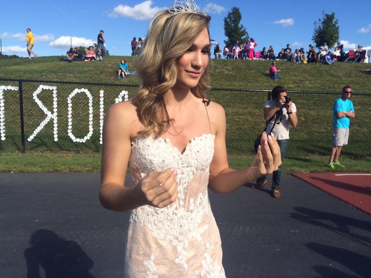 This Transgender Teen Won Hearts and the Prom Queen Title with Her Spunk an...
