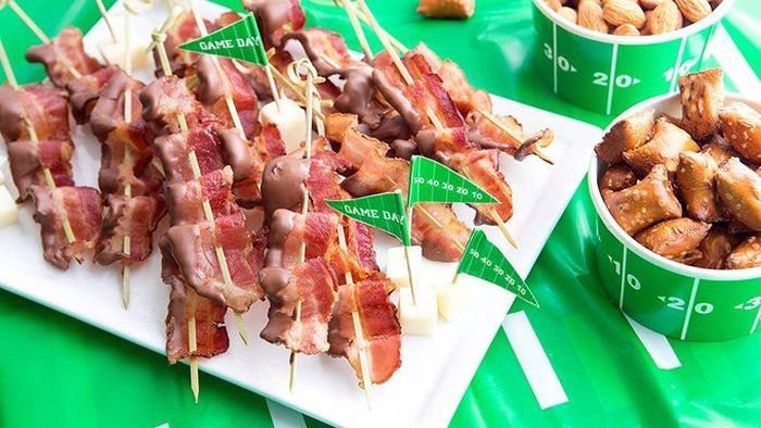 10 Finger Foods That Are Perfect for Your Next House Party