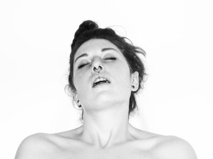 This Photo-Series Captures People’s Faces The Moment They Orgasm & The ...