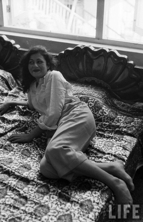 Behind the Dazzling Smile, Madhubala Battled Many Demons. Here’s Her Story