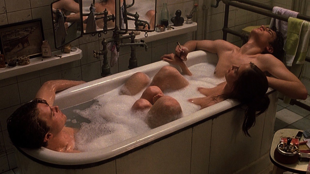 11. The Dreamers (2003) .