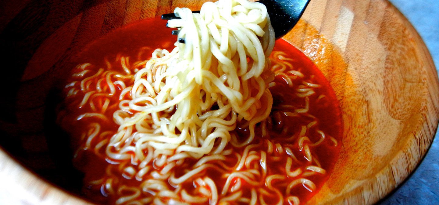 12-ridiculously-simple-ways-to-make-noodles-taste-better-than-ever