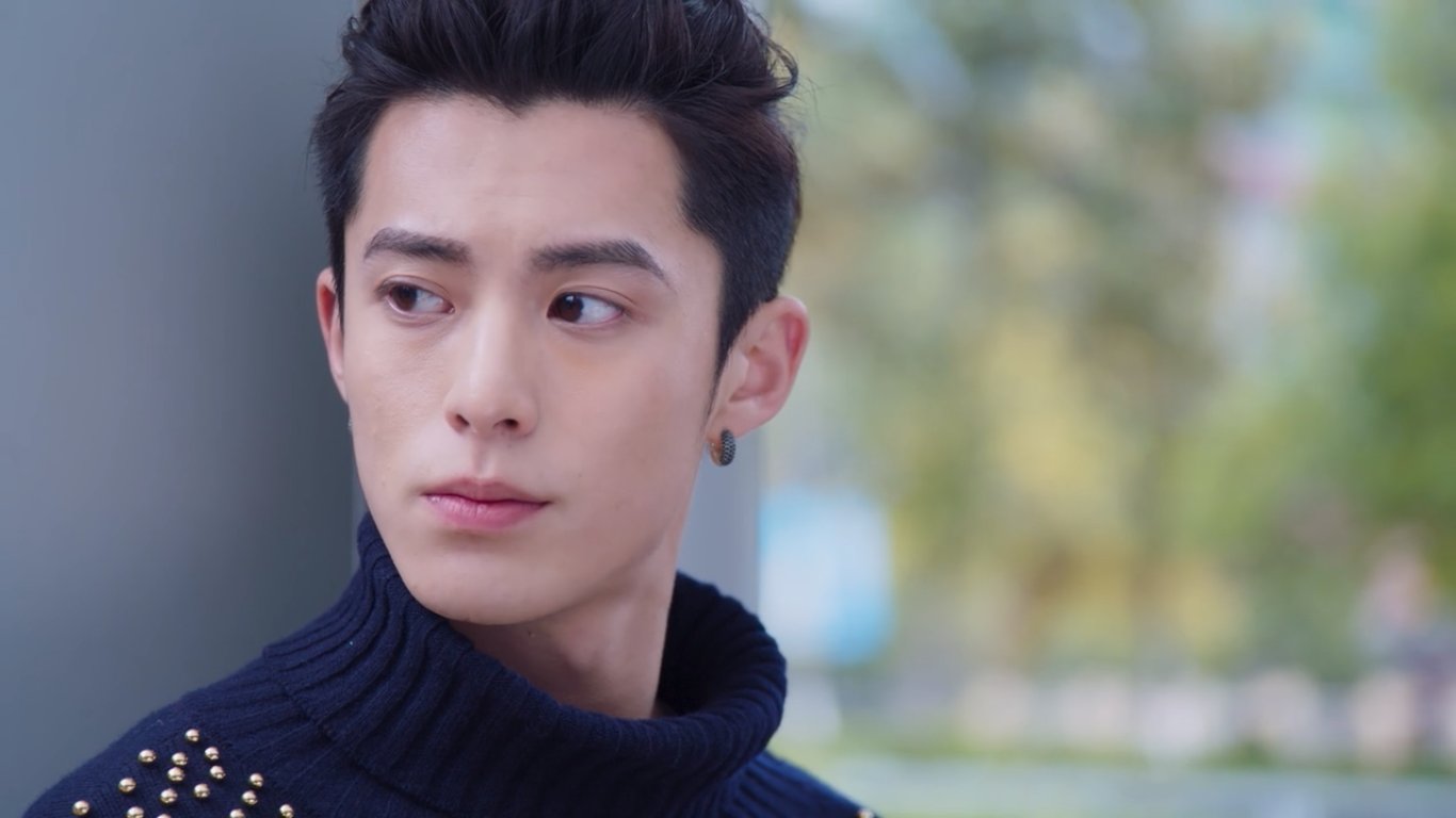 dylan wang long hair