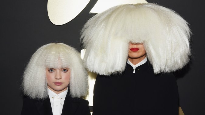 The Reason Behind Sia Hiding Her Face Is More Than Just A Bizarre ...