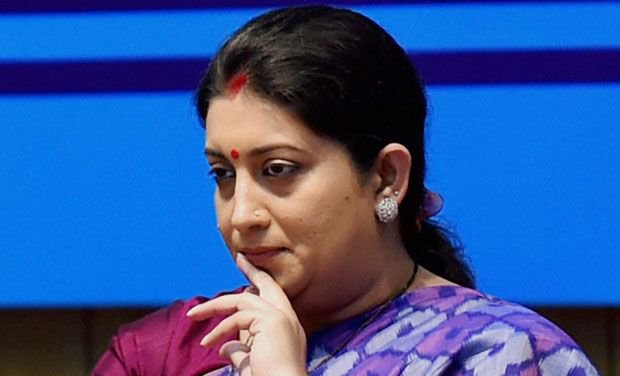 Smriti Irani Accuses Media Of Being Biased Against Online ...