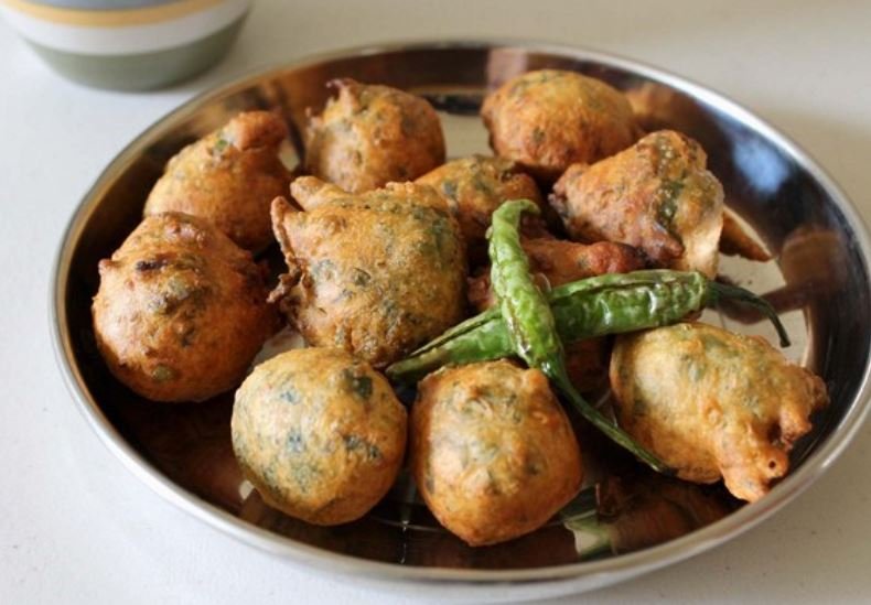 Move Over Dhokla & Thepla, Here Are 25 More ‘Saras’ Gujarati Dishes ...