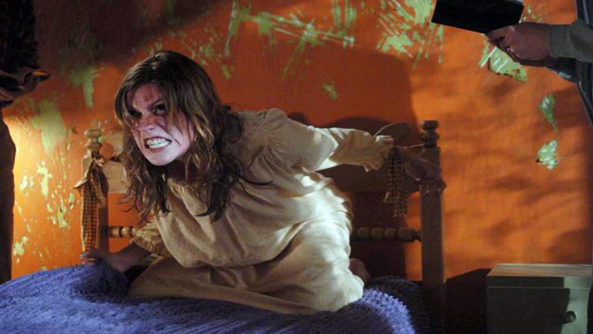 15 Creepy Incidents That Took Place On Horror Movie Sets