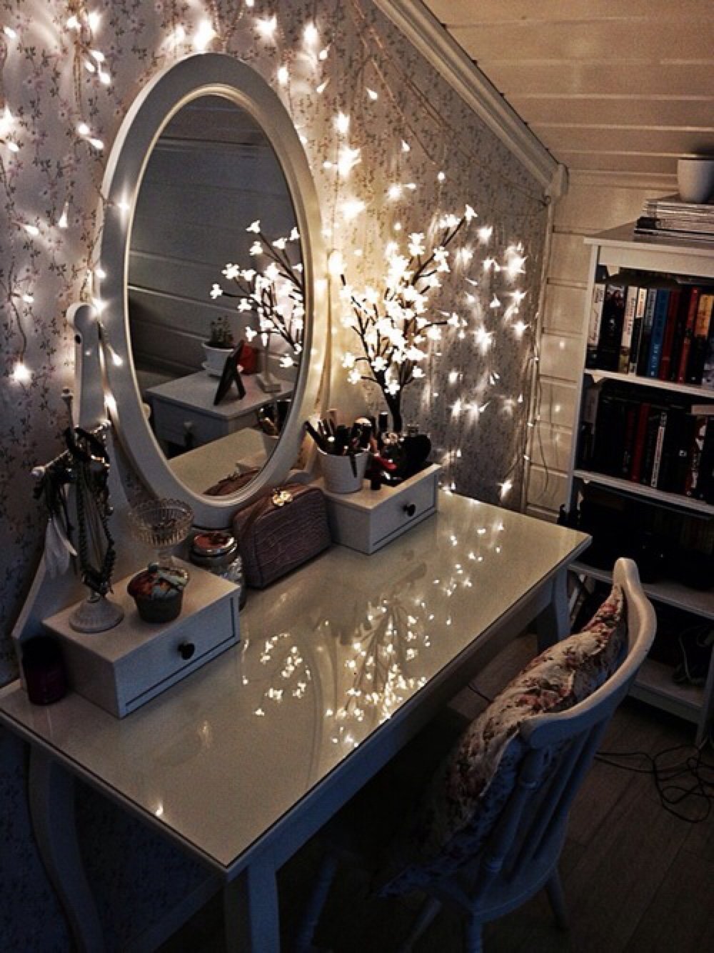 Fairy Lights Are Always in Vogue: 8 Ways You Can Use Them to Make Your