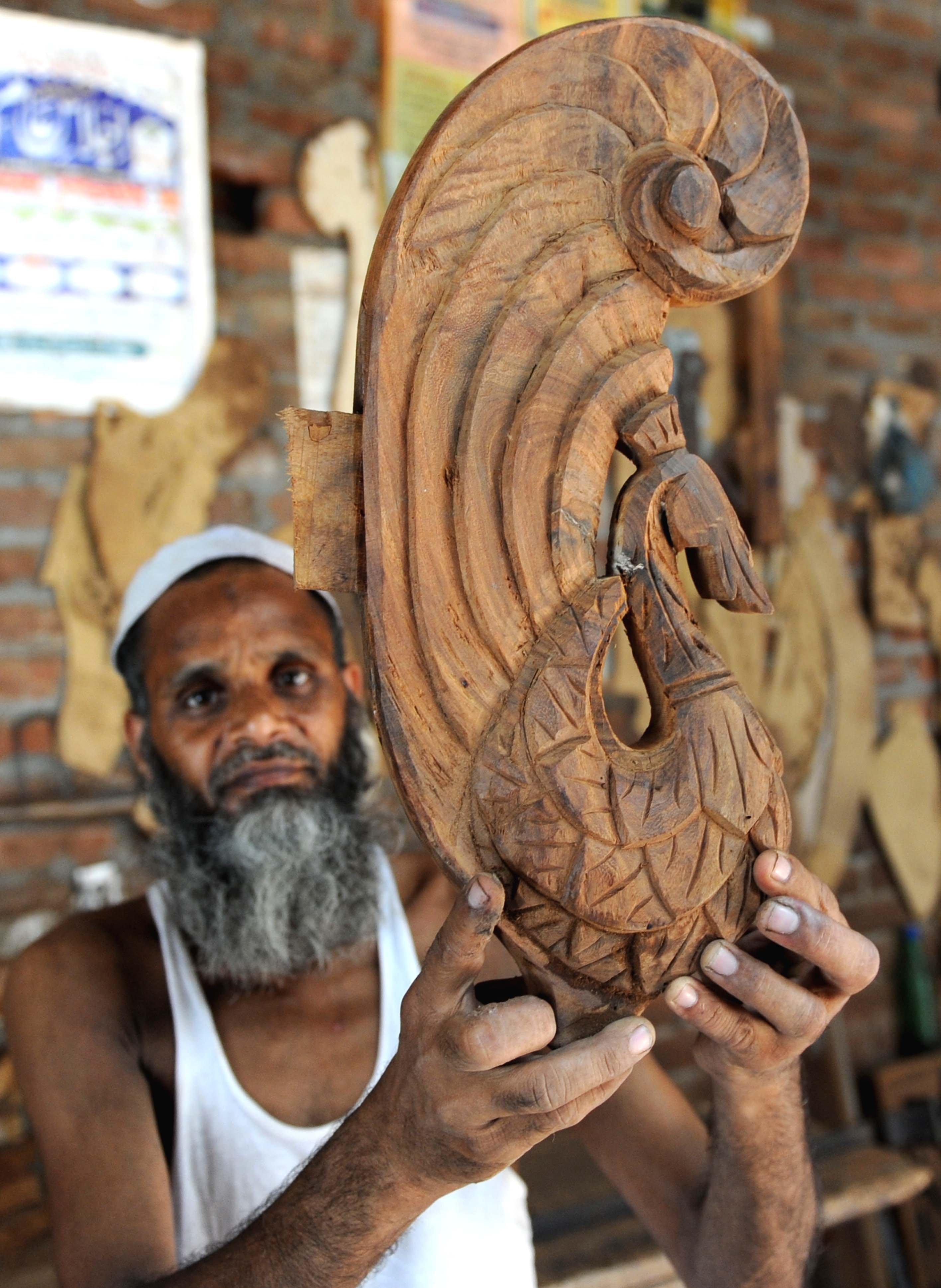 essay on indian handicrafts