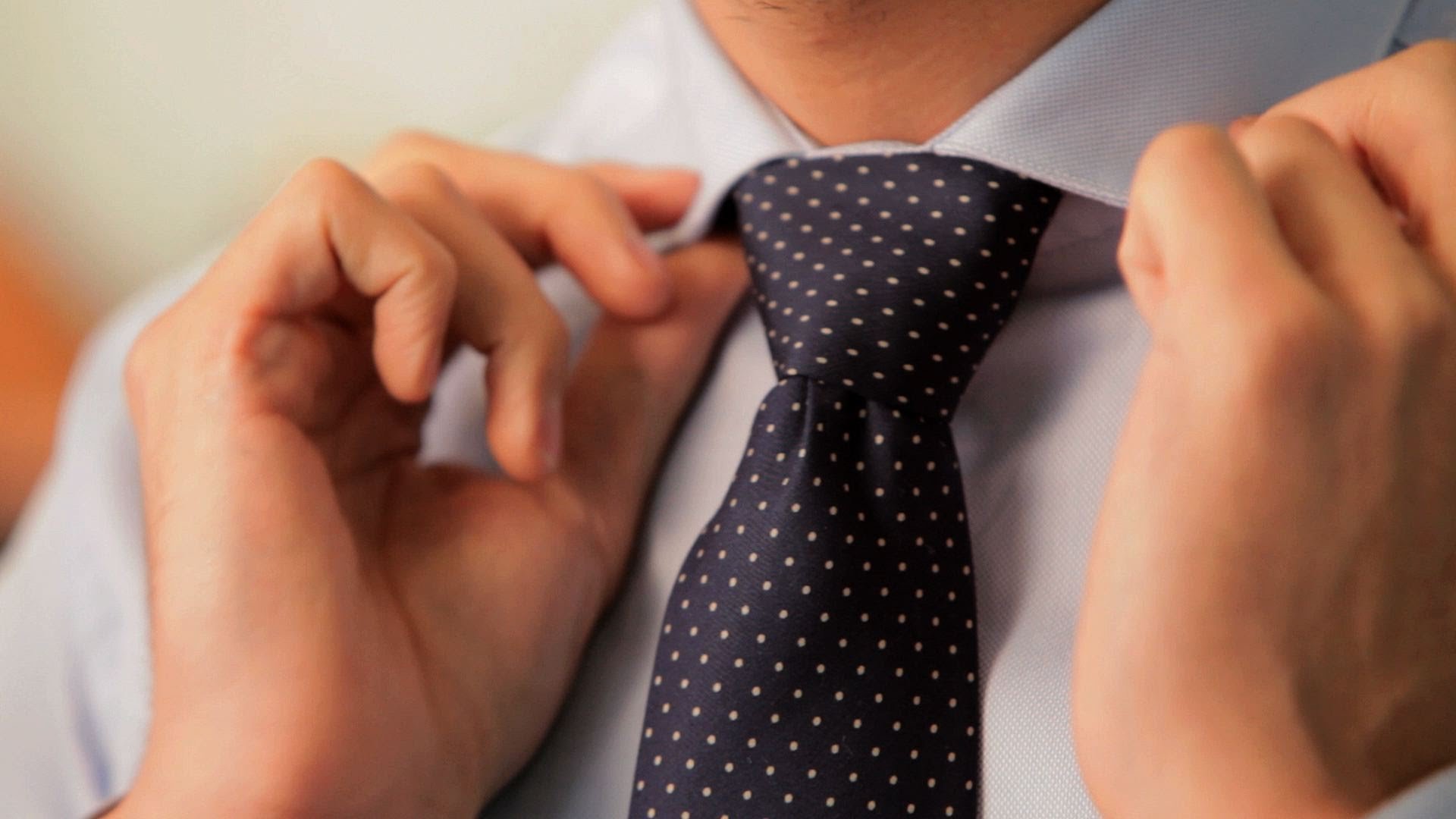 the-next-time-you-wear-a-tie-follow-these-dos-don-ts-to-make-sure