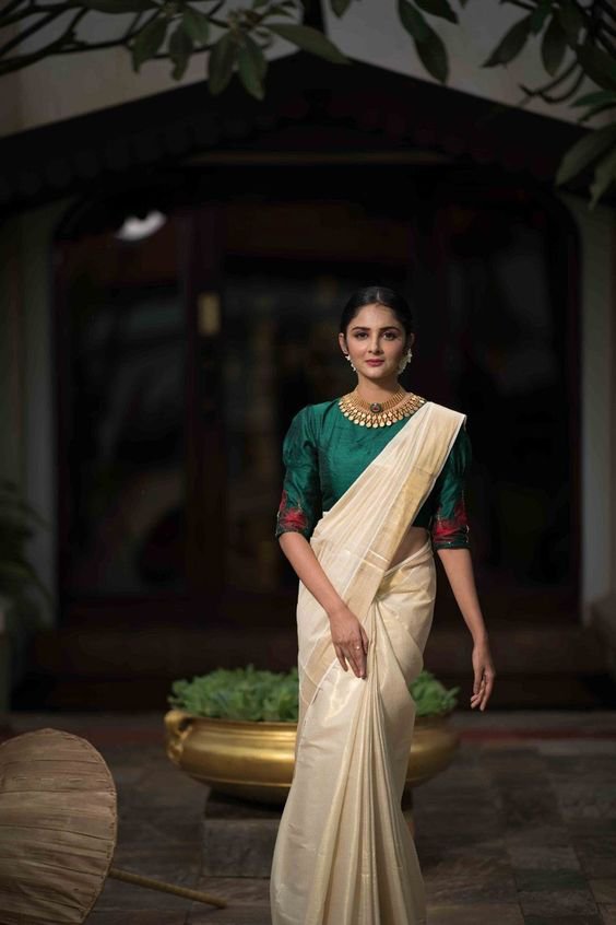 These Stunning Onam Looks Will Make You Want To Buy A Traditional Kasavu