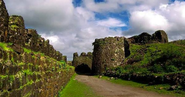 chikhaldara-is-a-hill-station-in-maharashtra-with-a-connection-to