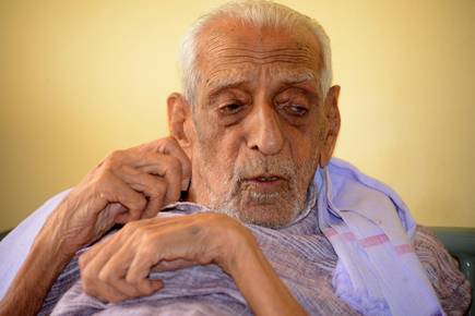 Netizens Are Hailing 101-Year-Old Freedom Fighter HS ...