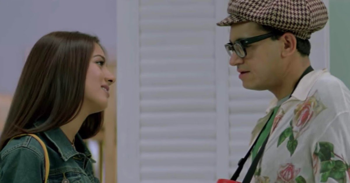 main hoon na nerdy character