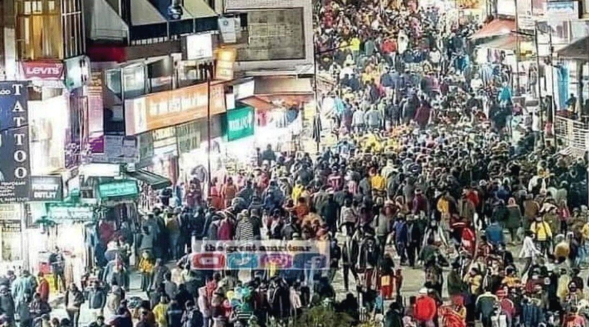 Viral Manali Crowd Pic Turns Out To Be From 2020 However