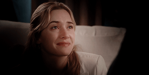 14 signs that say you are a hopeless romantic at heart