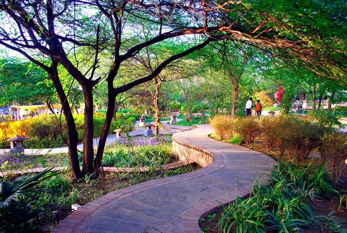 30 Romantic Places In Delhi | 30 Best Date Ideas In Delhi
